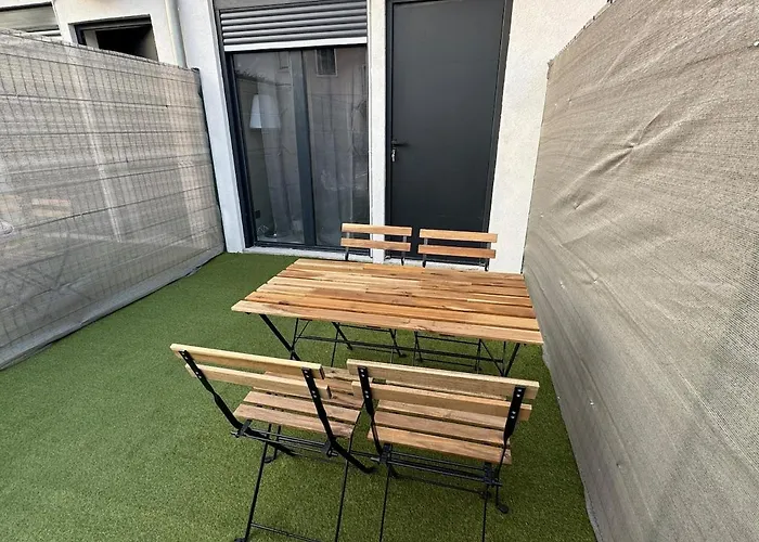 Chic Duplex Lyon Avec Terrasse Casa vacanze Vénissieux